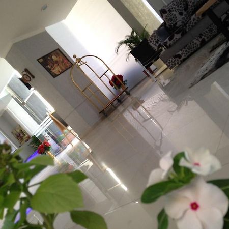 Riviera Apartments Kuwait City Exterior foto